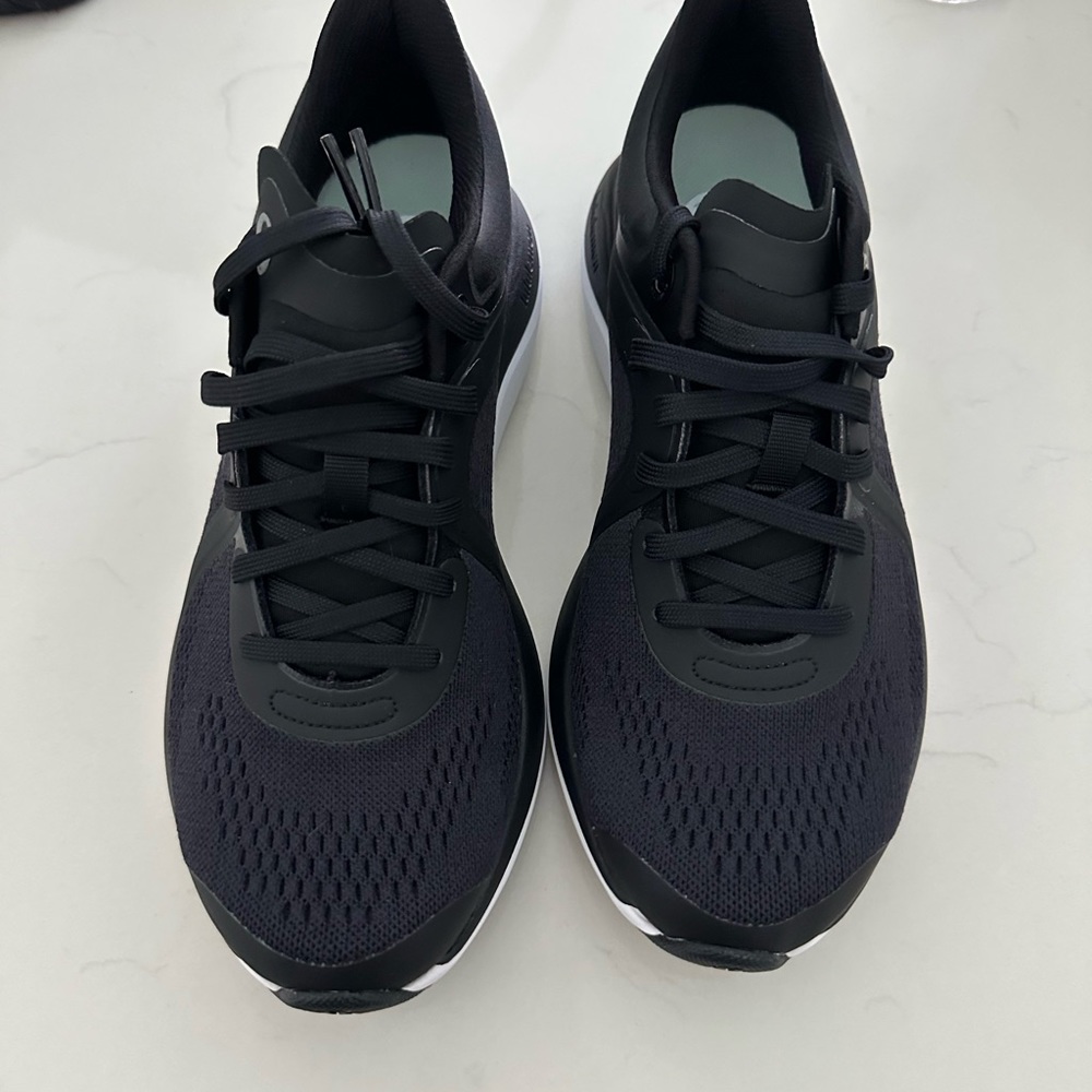 Lululemon chargefeel sneaker